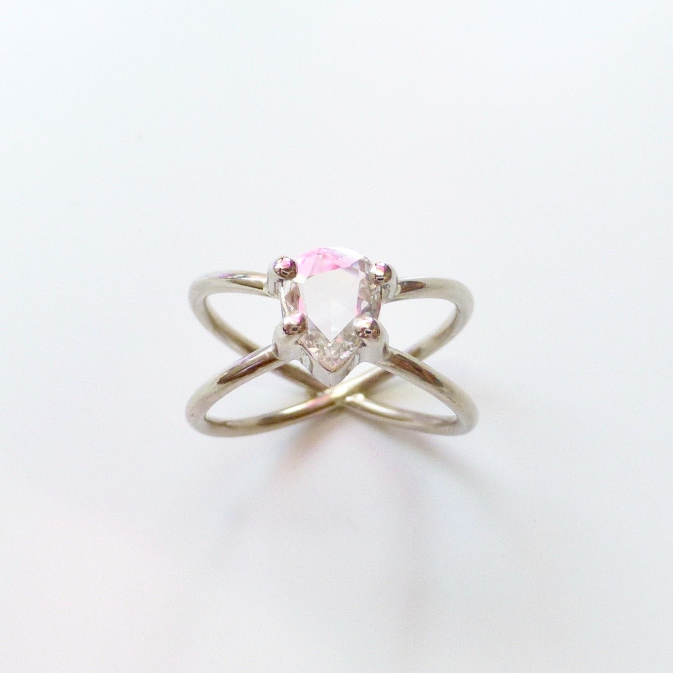 Pear shaped cheap rose quartz ring