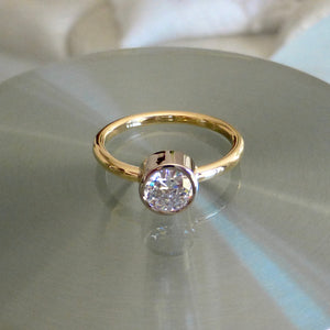 Solitaire diamond ring Lismore
