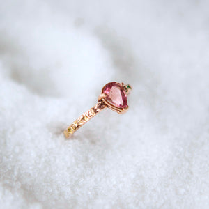 Pink tourmaline ring with Rose engraved band