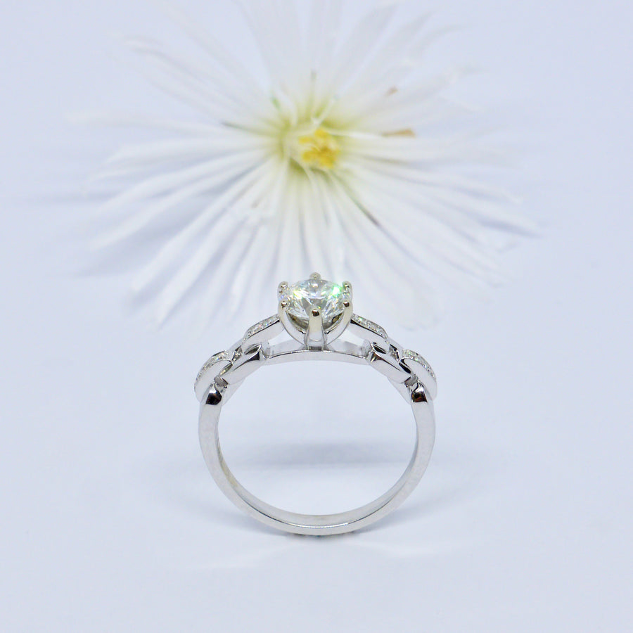 Diamond engagement ring byron bay
